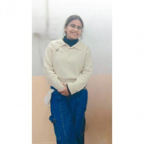 Akanksha  home tutor in Varanasi.